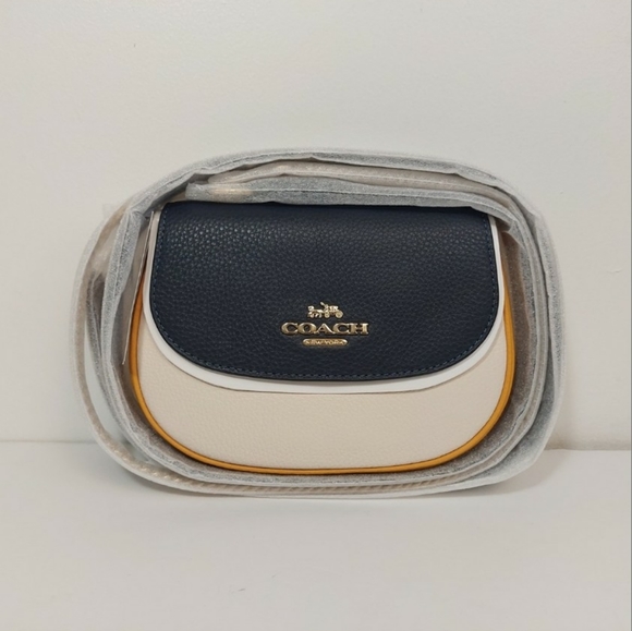 Coach Handbags - WOMEN'S COACH CROSSBODY BELT BAG